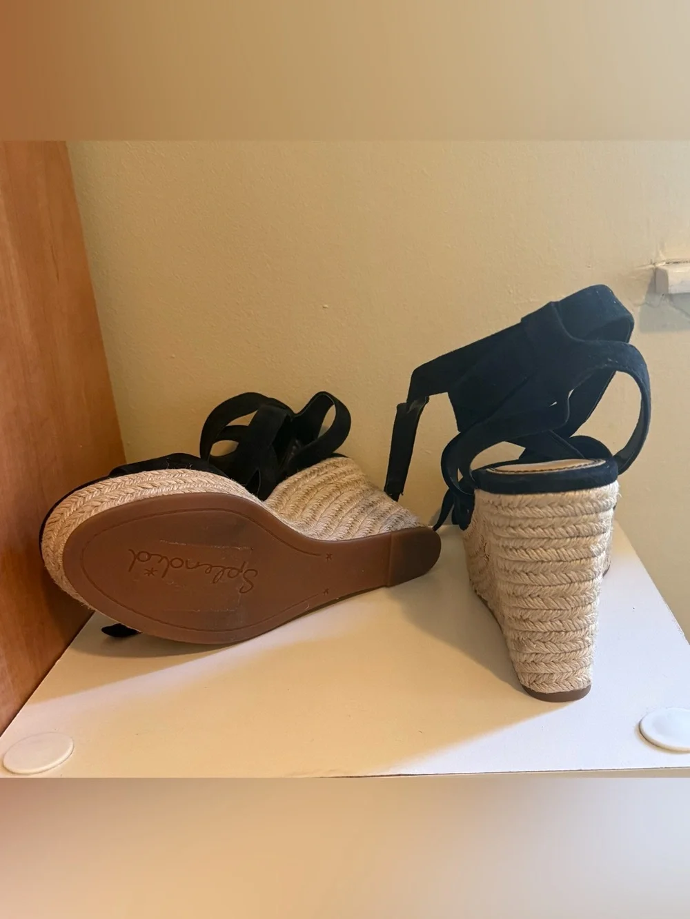 Splendid strappy suede